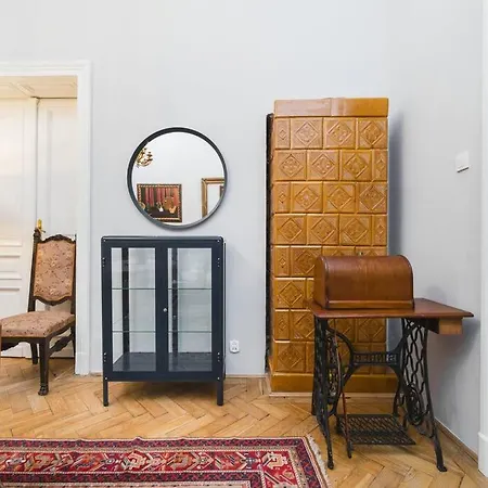 Unique Apartment *